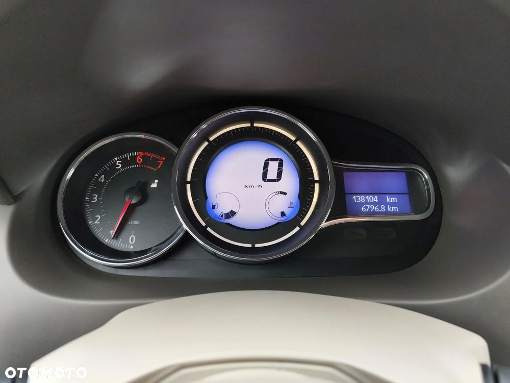 Renault Fluence 1.6 16V Intens - 16