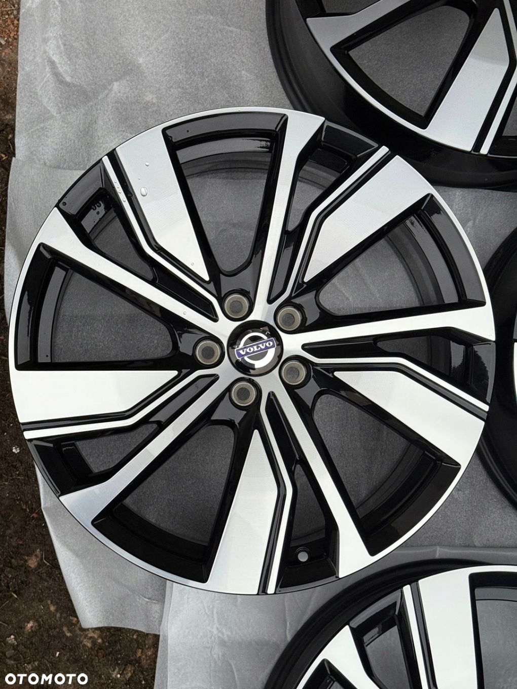 Oryginalne Nowe Felgi Volvo OE C40 XC40 XC60 V90 20 cali 5x108 Alufelgi - 3