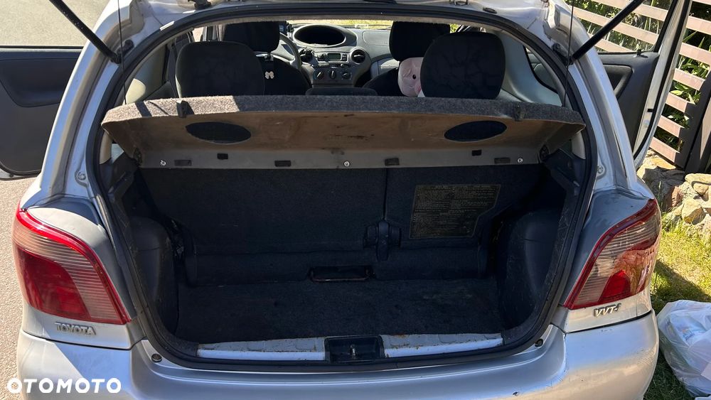 Toyota Yaris 1.0 Luna - 17