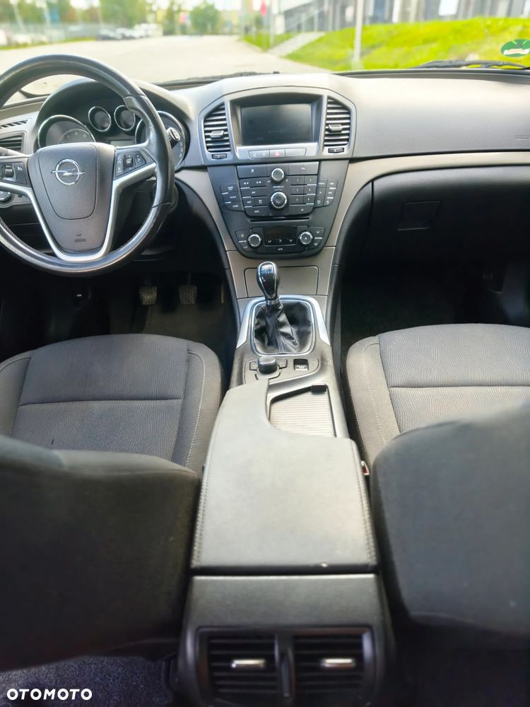 Opel Insignia 1.8 - 11