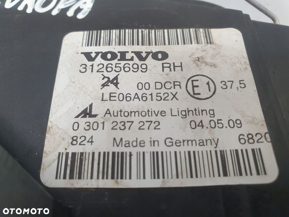 LAMPA PRAWA Volvo S40 II V50 LIFT PRZEDNIA PRAWY PRZÓD europa 31265699 - 2