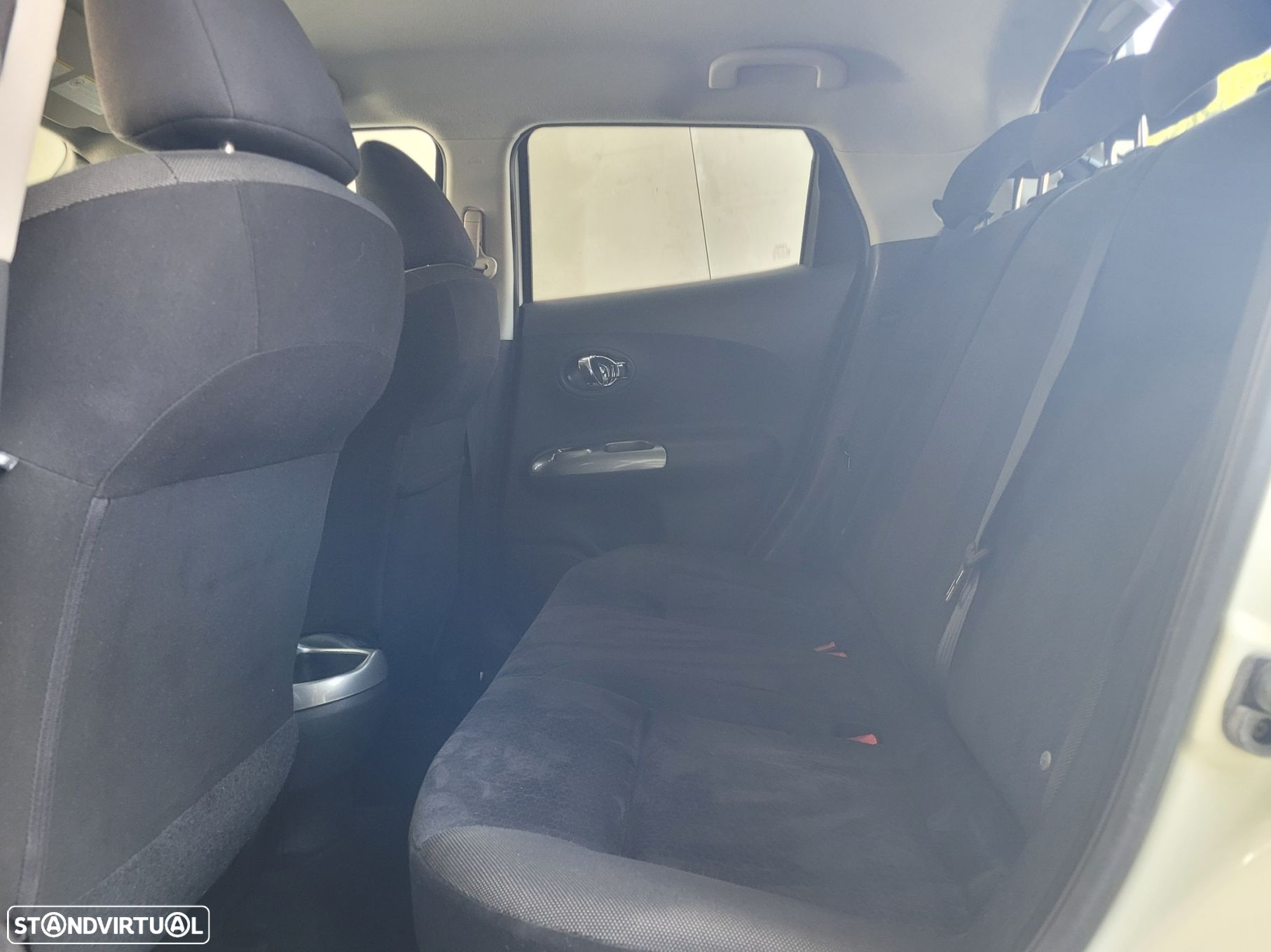 Nissan Juke 1.6 Eco Acenta Connect - 10