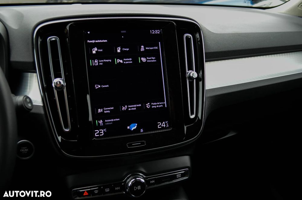 Volvo XC 40 T5 Recharge DKG Essential - 8