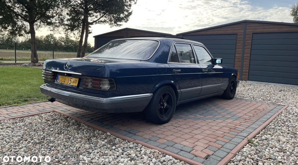 BMW Seria 7 750i - 33