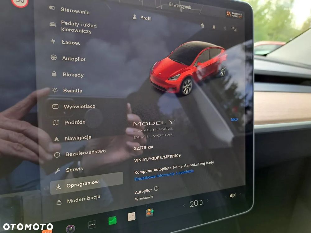 Tesla Y Model Long Range Dual Motor AWD - 25