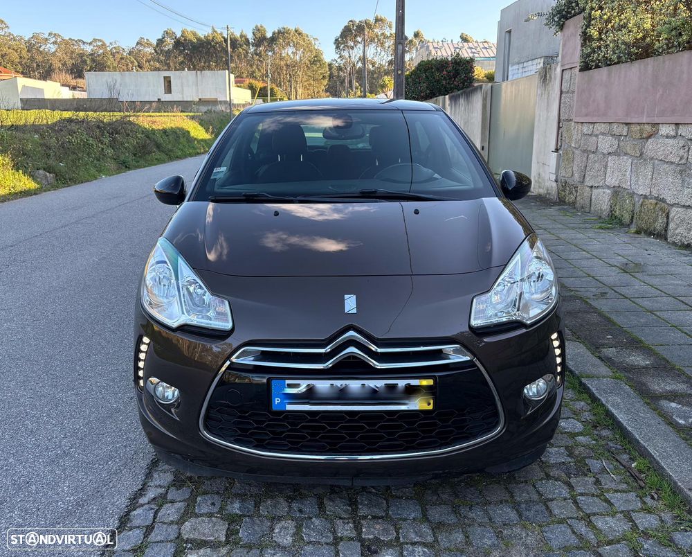 Citroën DS3 1.6 e-HDi So Chic - 12