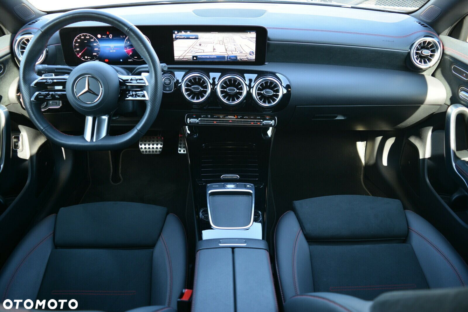 Mercedes-Benz CLA 200 AMG Line 7G-DCT - 21