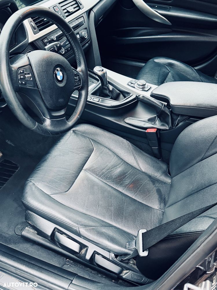 BMW Seria 3 320d EfficientDynamics Edition - 8