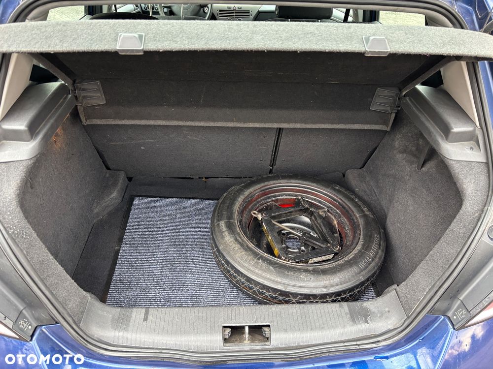 Opel Astra 1.6 Enjoy - 11