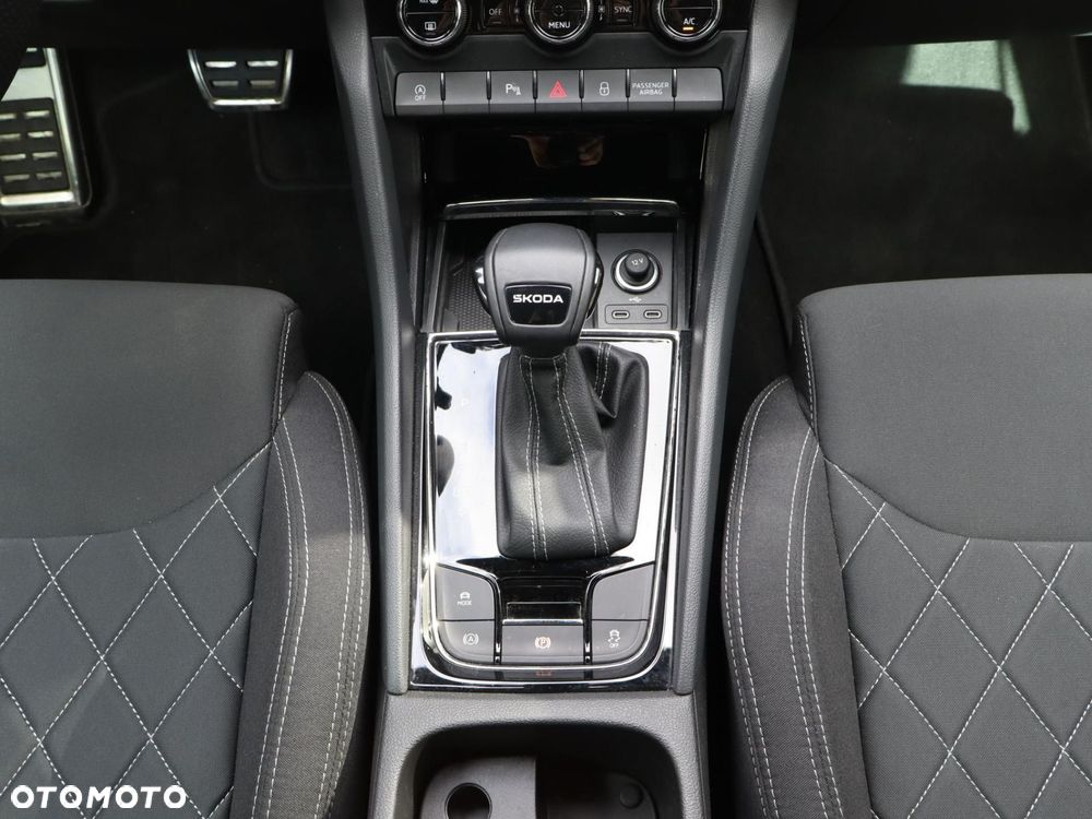 Skoda Karoq 1.5 TSI ACT 4x2 Sportline DSG - 15