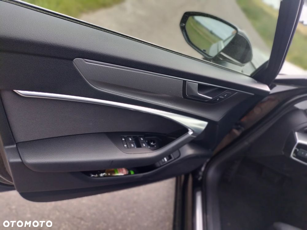 Audi A6 Avant 40 TDI quattro S tronic sport - 38