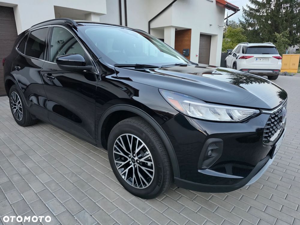 Ford Kuga - 4