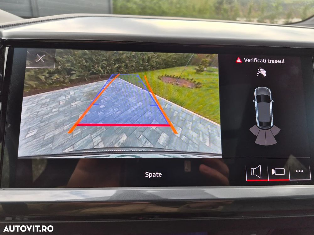 Audi Q4 e-tron - 25