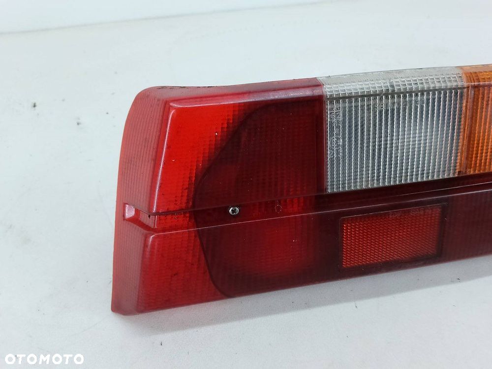 LAMPA TYLNA PRAWA TALBOT SAMBA KABRIOLET - 3