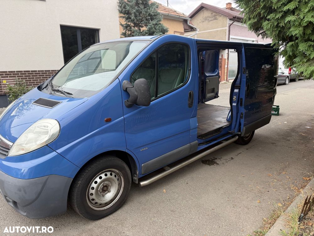 Opel Vivaro - 14