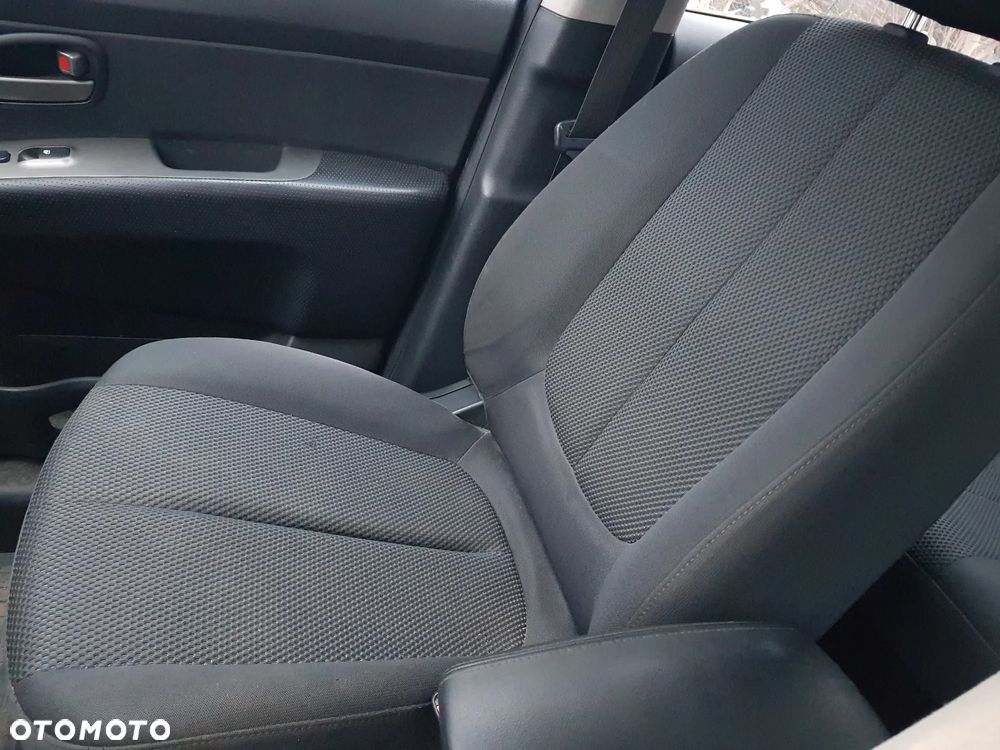 Kia Carens - 18