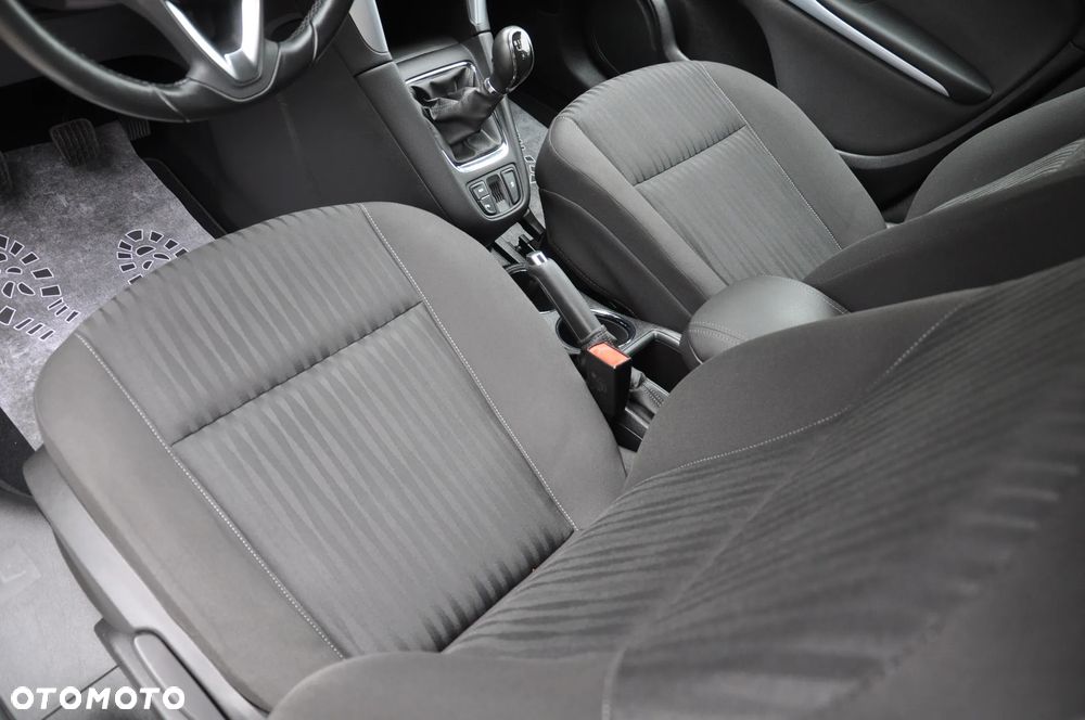 Opel Zafira 2.0 D (CDTI ecoFLEX) Start/Stop Innovation - 17
