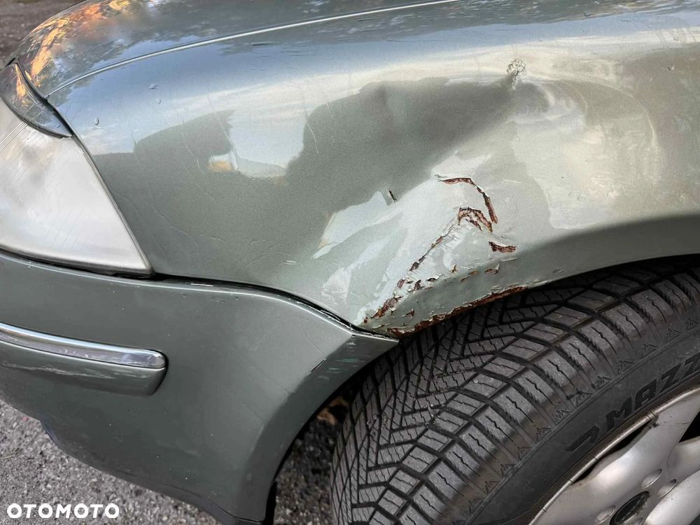 Volkswagen Passat - 4