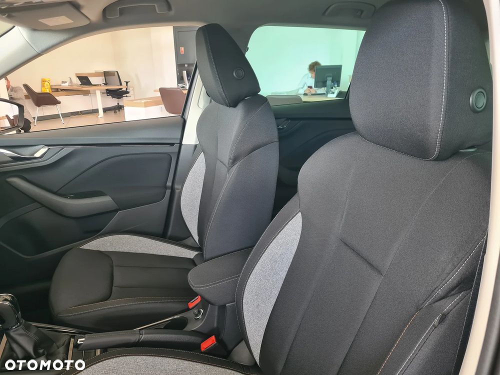 Skoda Kamiq 1.5 TSI Drive DSG - 11