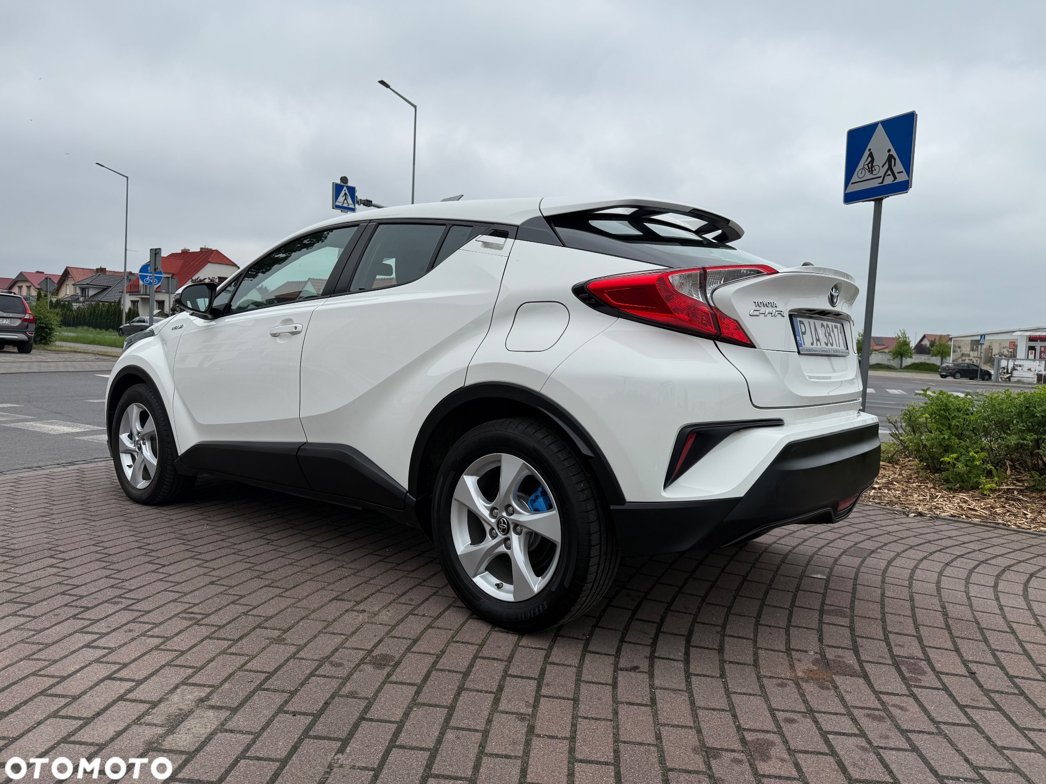 Toyota C-HR 1.8 Hybrid GPF Comfort - 27