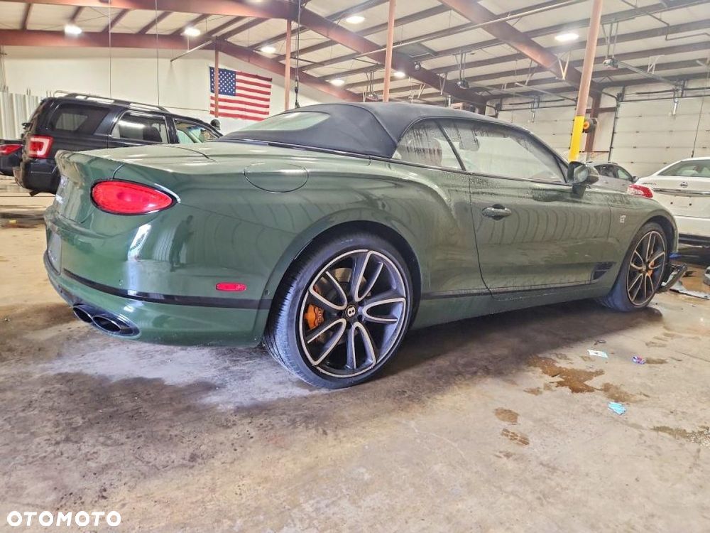 Bentley Continental GT - 4