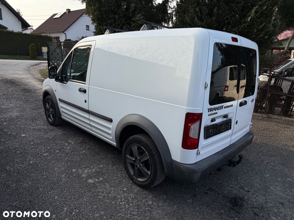 Ford Transit Connect - 11