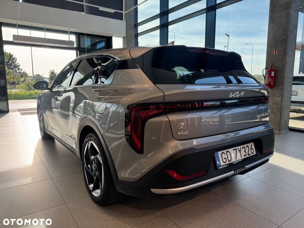Kia K4 - 10