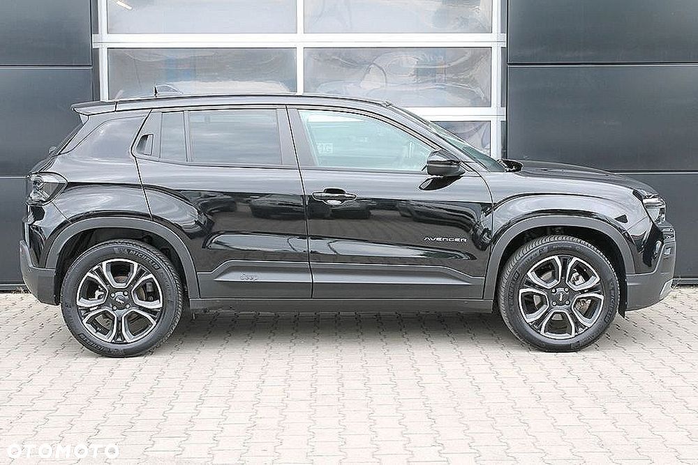 Jeep Avenger 54kWh Altitude - 14