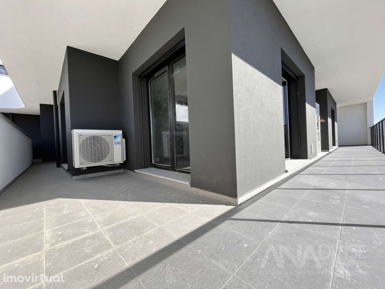 Apartamento T4 + Terraço para venda junto ao centro de Viseu - Grande imagem: 3/29