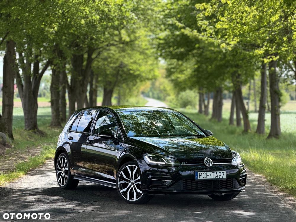 Volkswagen Golf - 2