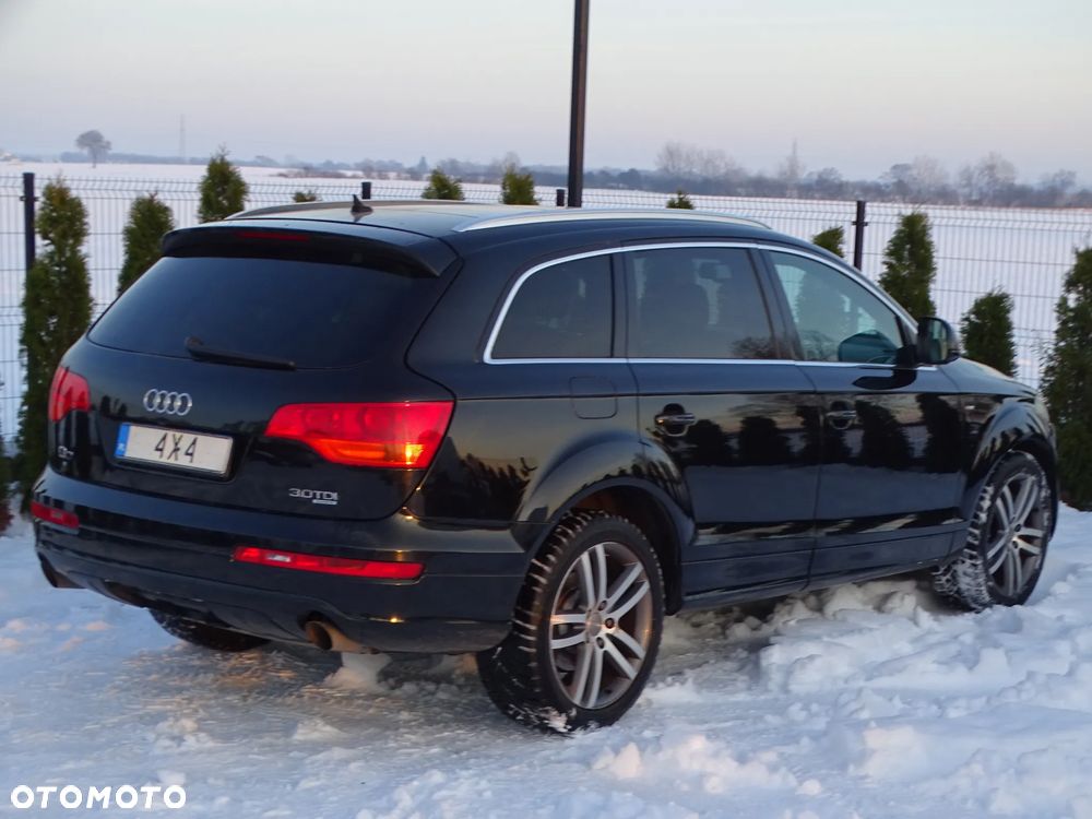 Audi Q7 3.0 TDI Quattro Tiptronic - 28