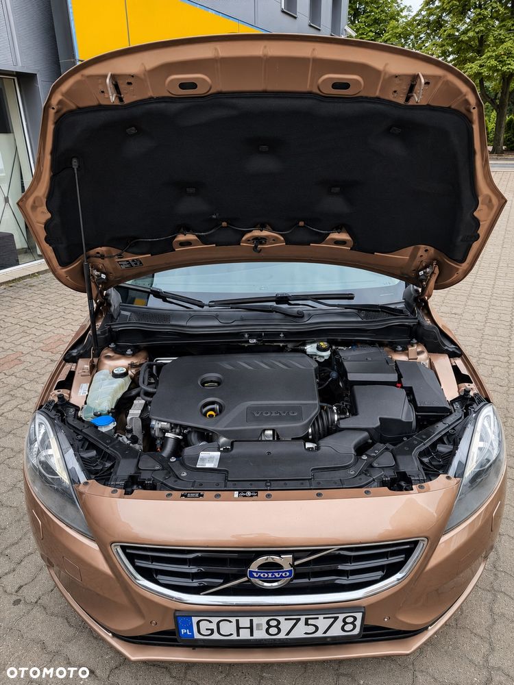 Volvo V40 D2 Summum - 4
