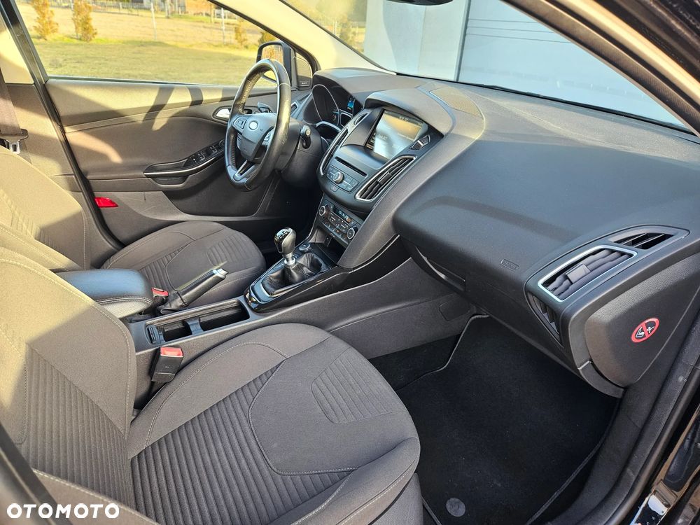 Ford Focus 1.5 TDCi DPF Start-Stopp-System Titanium - 21