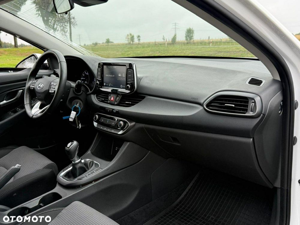 Hyundai i30 1.5 Pure - 15