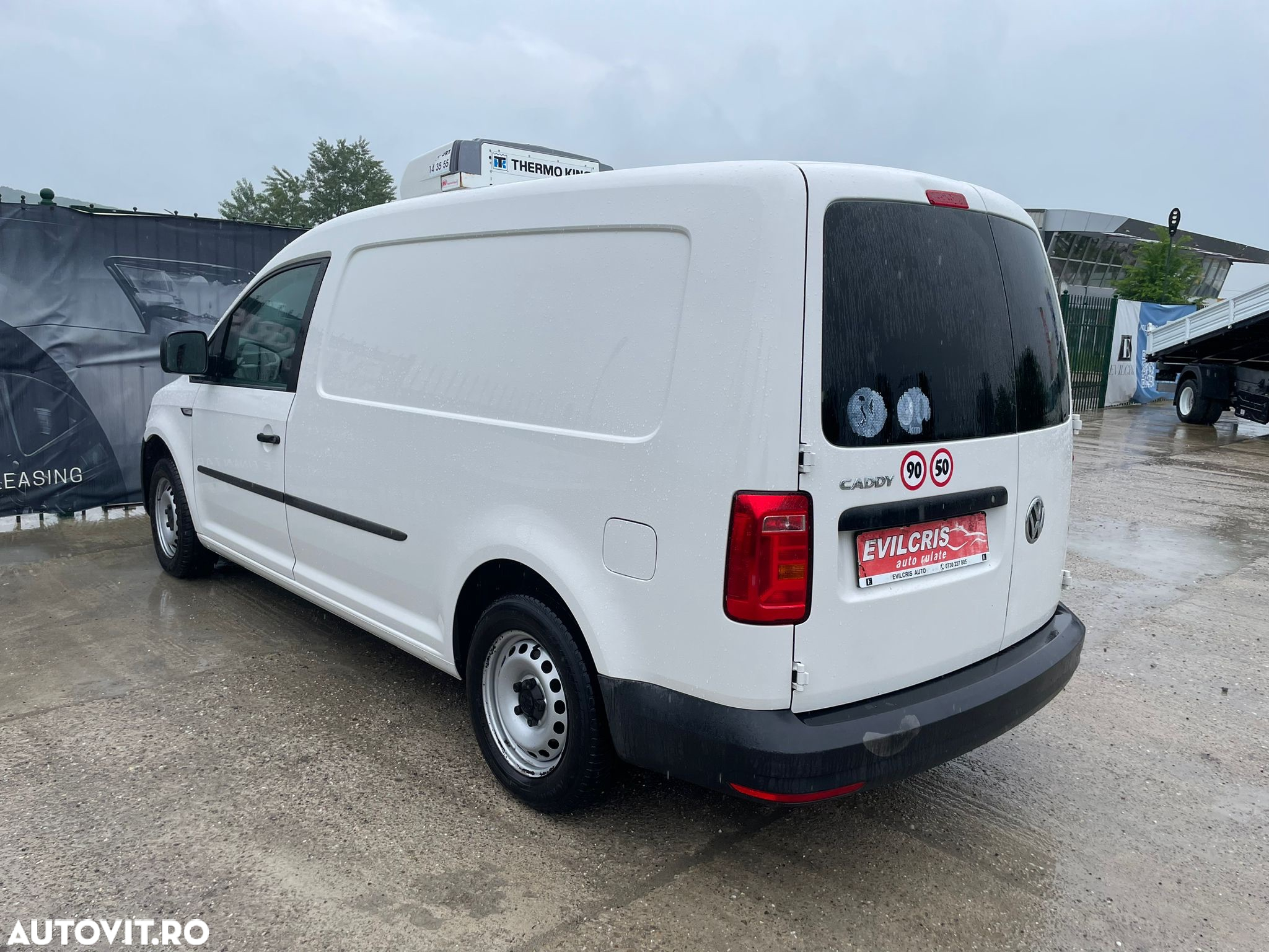 Volkswagen Caddy FRIGORIFIC MAXI - 12