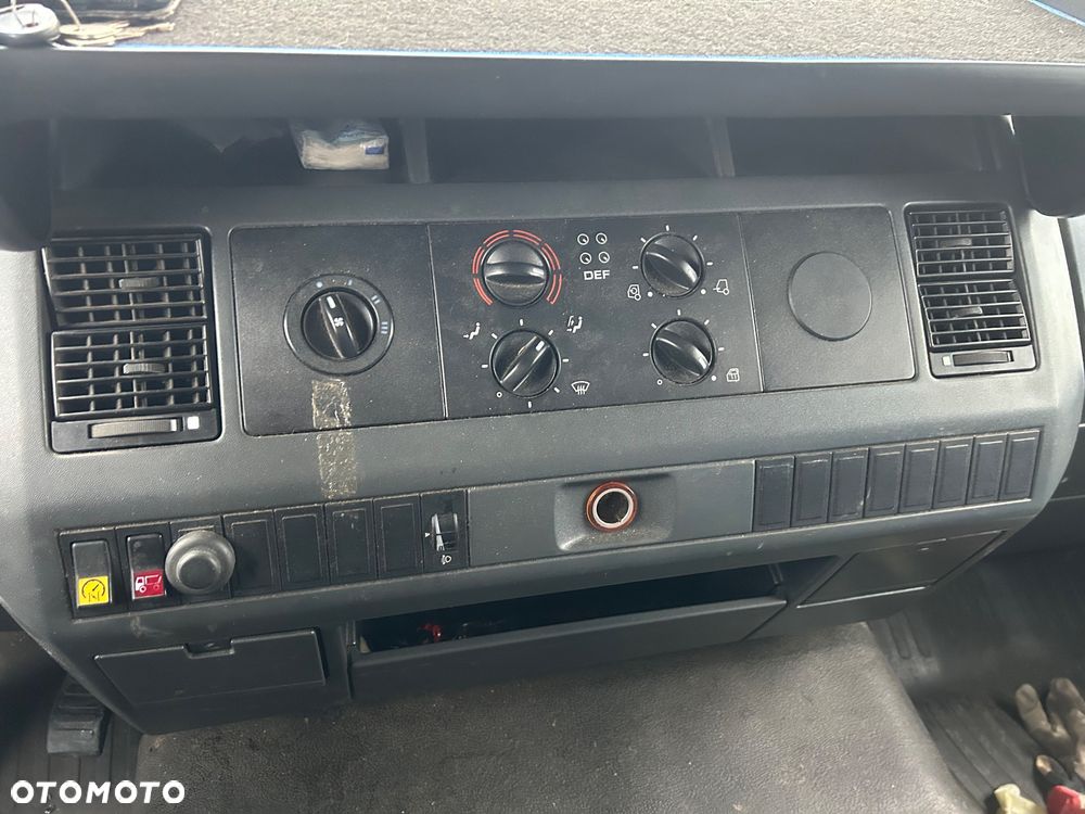 MAN LE 8.180 Kontener + Winda - 11