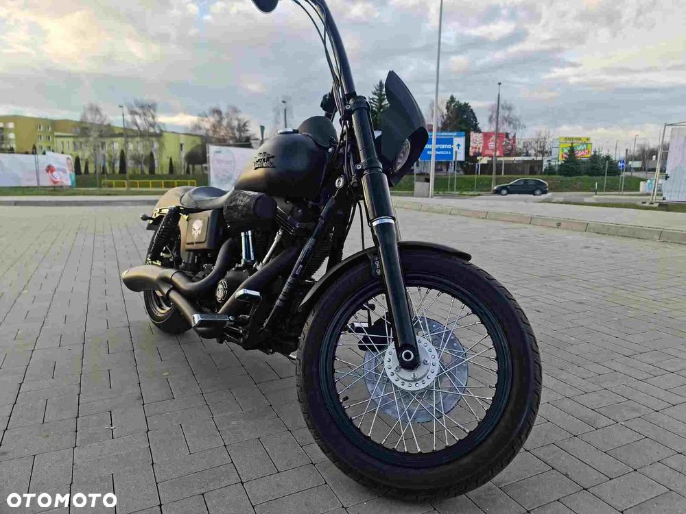 Harley-Davidson Dyna Street Bob - 7