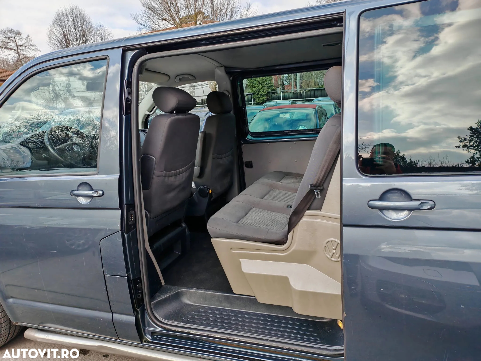 Volkswagen Transporter - 9