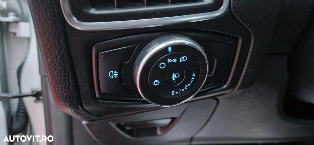 Ford Focus 1.6 TDCI DPF Trend - 11