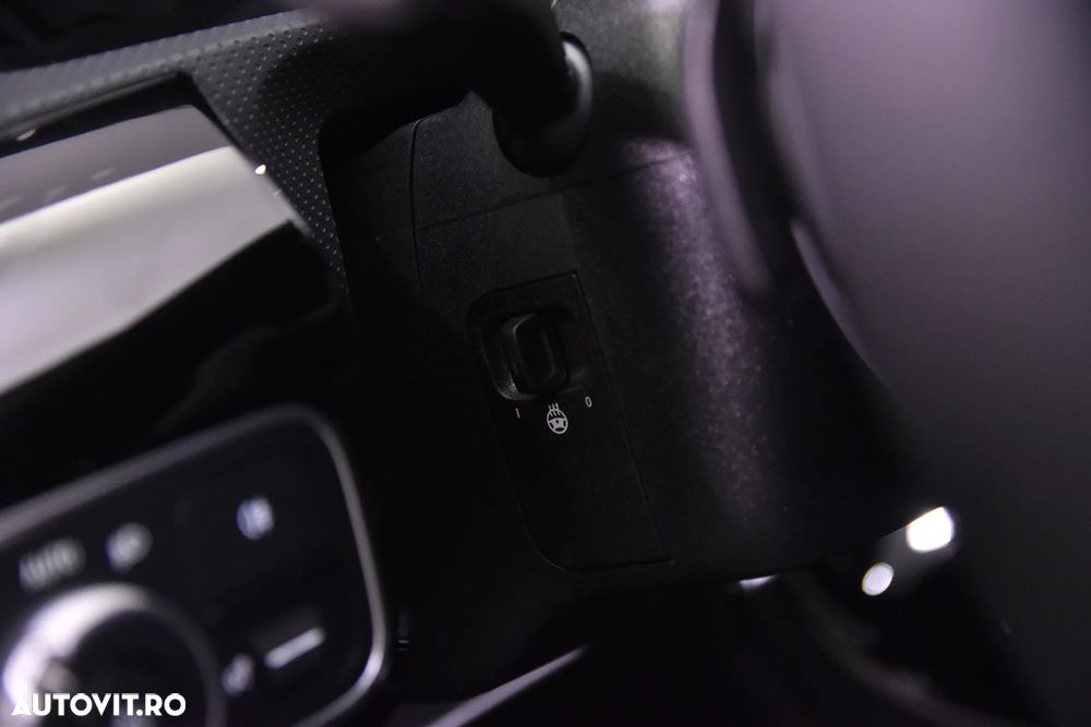 Mercedes-Benz A 180 - 18