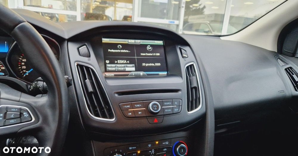 Ford Focus 1.0 EcoBoost Active - 16