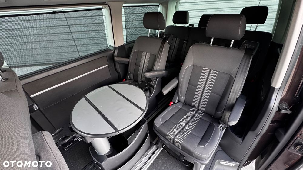 Volkswagen Multivan - 24