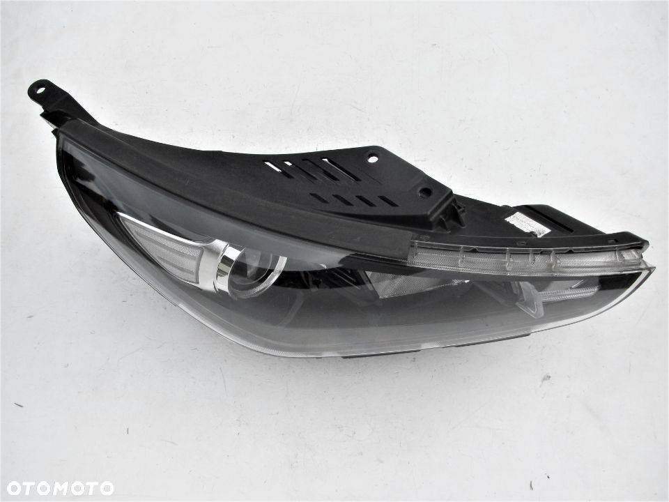 HYUNDAI i30 2017 2018 2019 Reflektor 10 PIN OE - 15