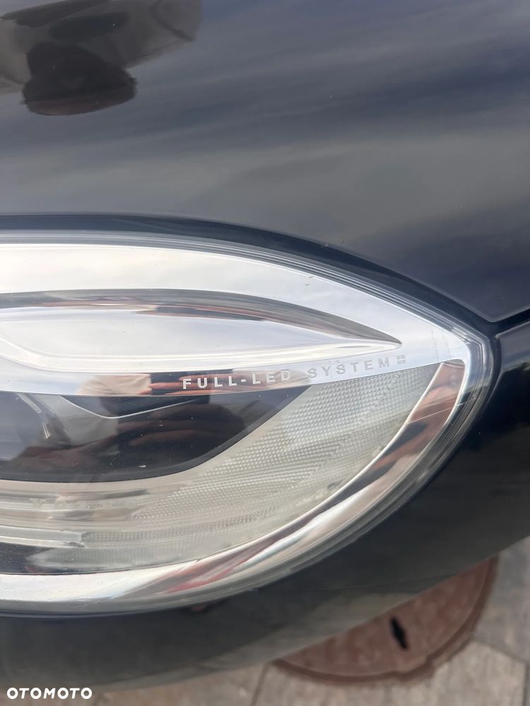 Volvo V40 - 22