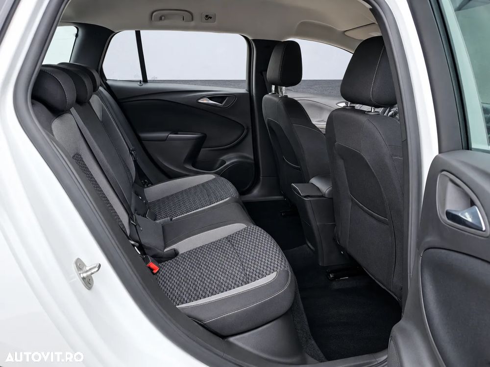 OPEL Astra 2022 — imagine 8