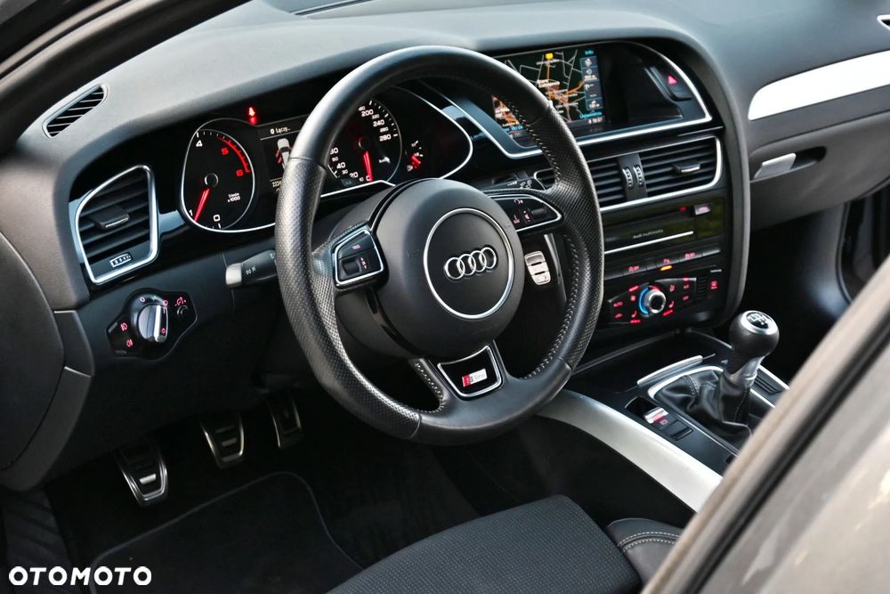 Audi A4 Avant 2.0 TDI DPF clean diesel S line Sportpaket - 28