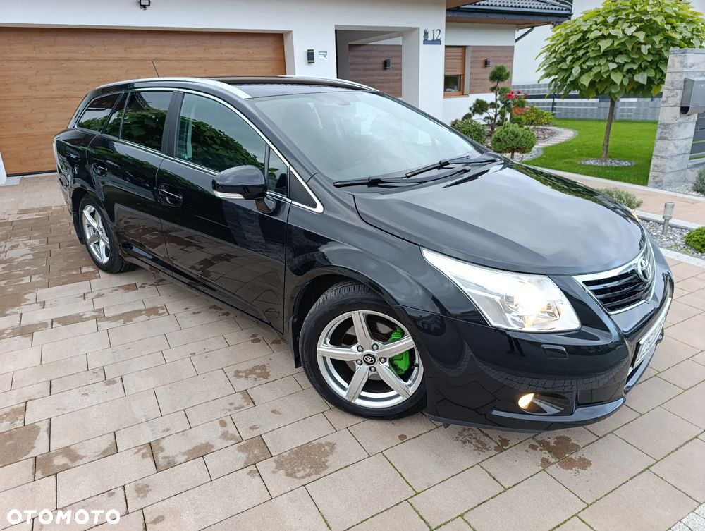 Toyota Avensis - 6