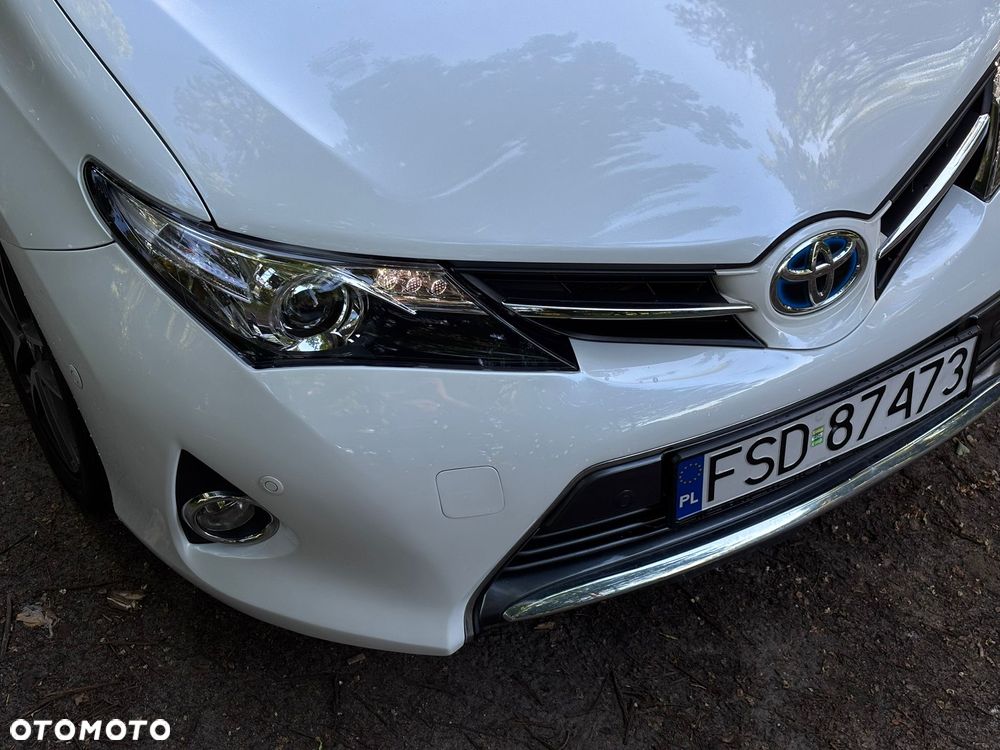 Toyota Auris 1.8 HSD Luna - 11