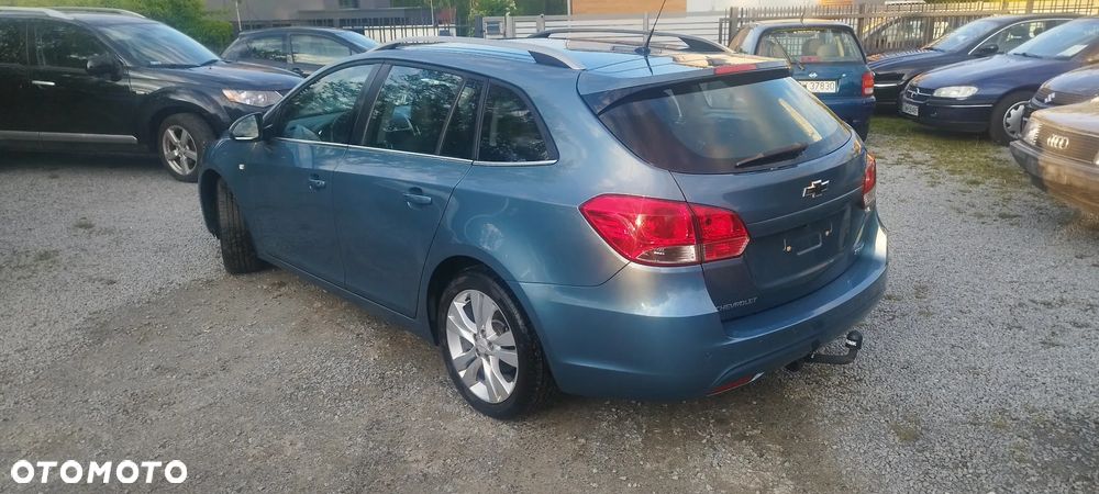 Chevrolet Cruze - 4