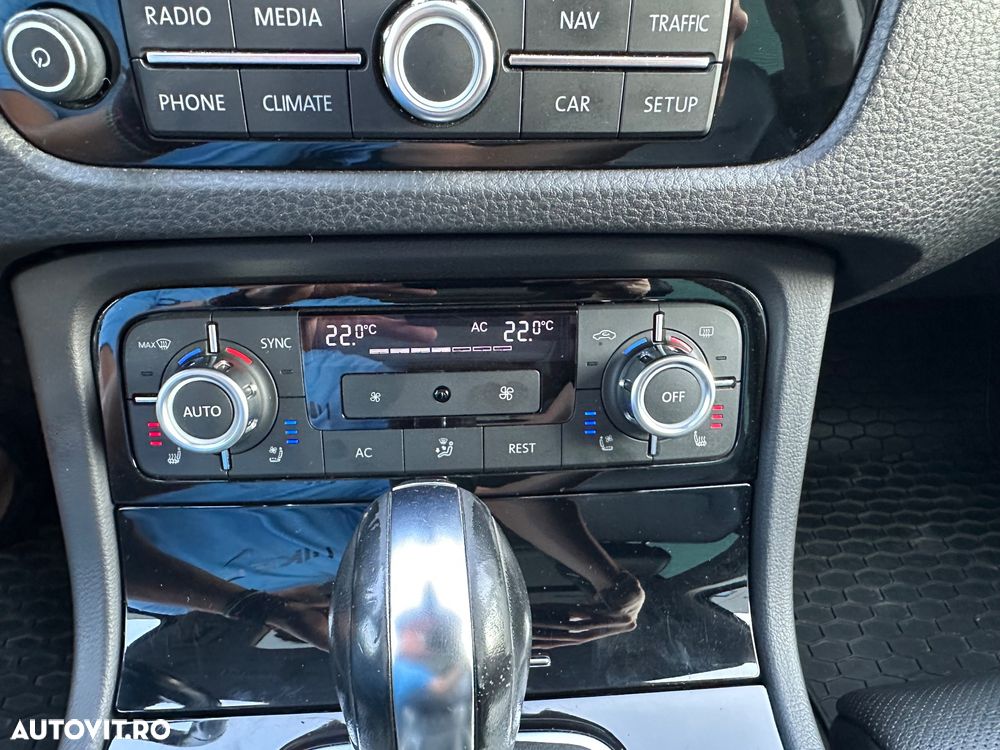 Volkswagen Touareg 3.0 V6 TDI Blue Motion DPF Automatik - 17